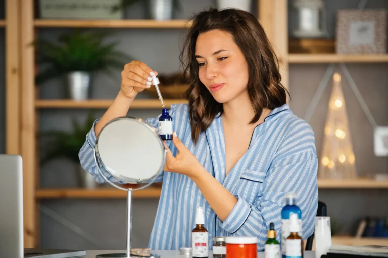 5 Essential Things To Know Before Using Retinol And Retinoids